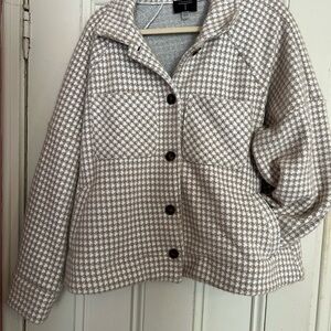 Tahari Women's Houndstooth Teddy Jacket - Cream (XL)